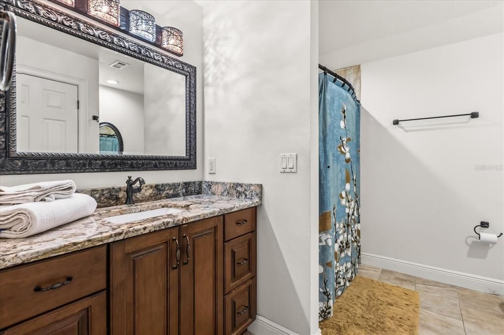 待售: $1,500,000 (5 贝兹, 4 浴室, 3385 平方英尺)