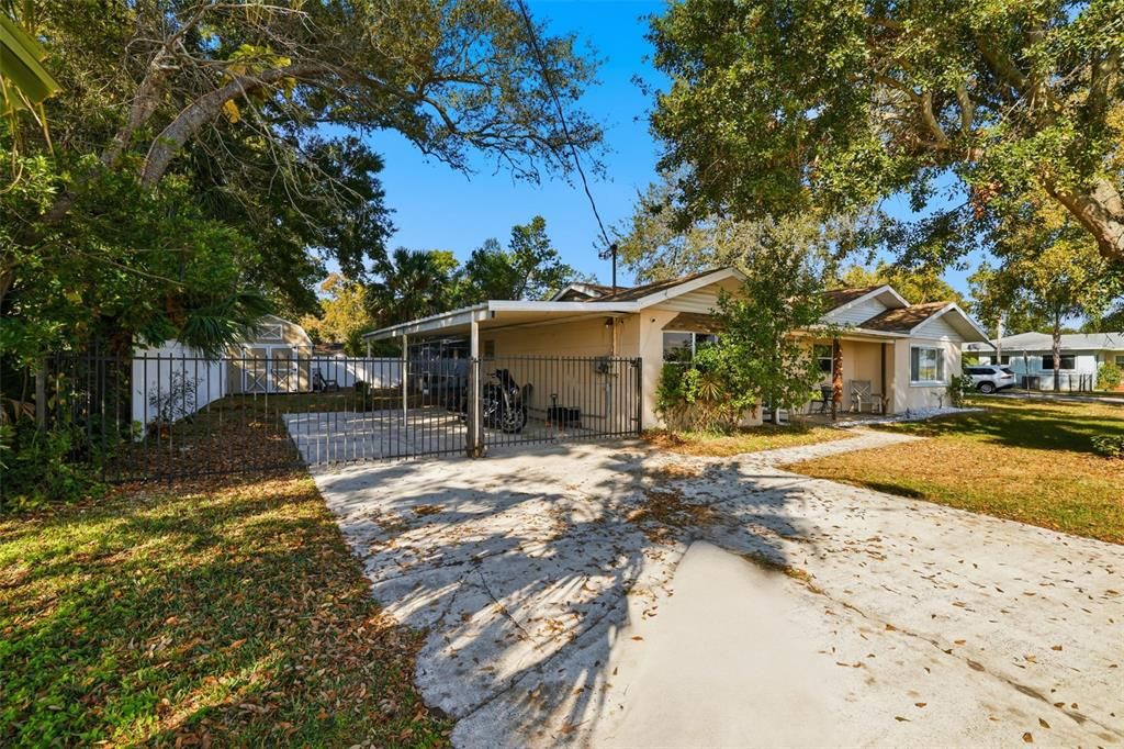 待售: $370,000 (4 贝兹, 2 浴室, 1708 平方英尺)