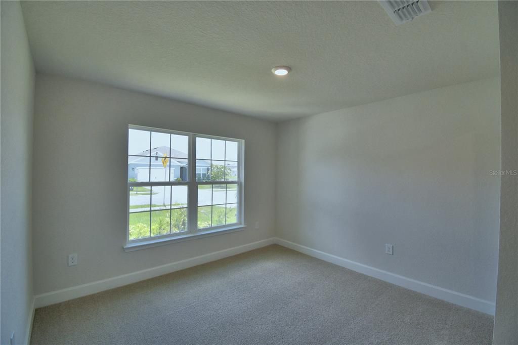 待售: $385,366 (4 贝兹, 3 浴室, 2200 平方英尺)