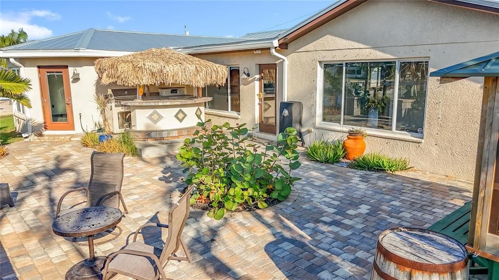 En Venta: $799,000 (3 camas, 3 baños, 1903 Pies cuadrados)