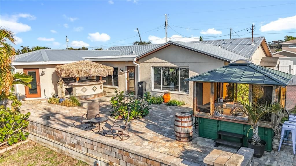 En Venta: $799,000 (3 camas, 3 baños, 1903 Pies cuadrados)