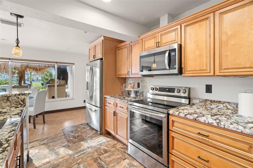 En Venta: $799,000 (3 camas, 3 baños, 1903 Pies cuadrados)