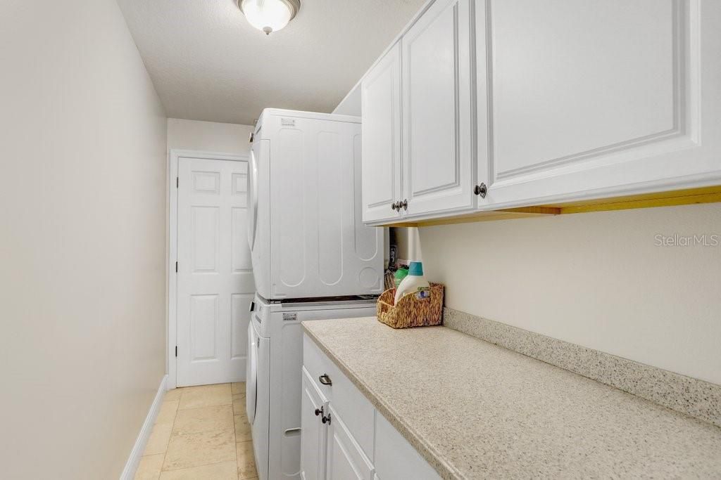 待售: $865,000 (4 贝兹, 3 浴室, 2752 平方英尺)