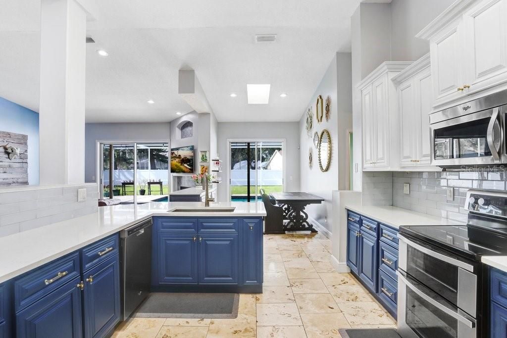 待售: $865,000 (4 贝兹, 3 浴室, 2752 平方英尺)