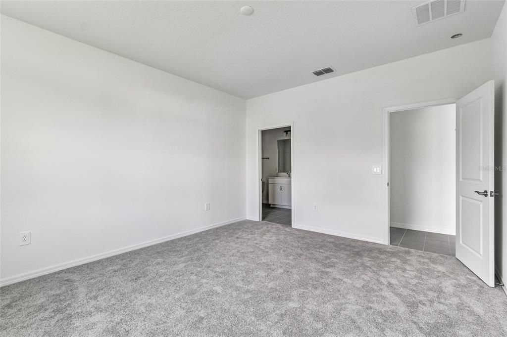 待售: $444,809 (4 贝兹, 2 浴室, 1933 平方英尺)