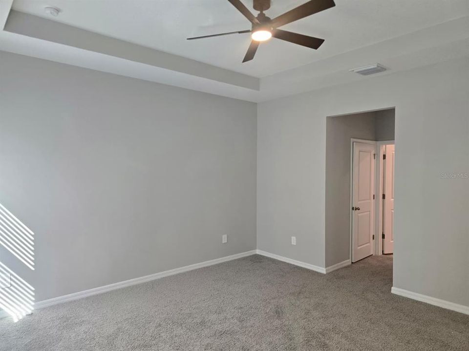 For Rent: $2,985 (4 beds, 2 baths, 2045 Square Feet)