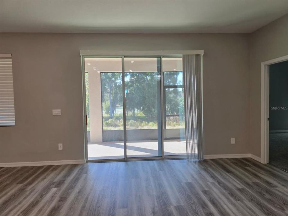 For Rent: $2,985 (4 beds, 2 baths, 2045 Square Feet)