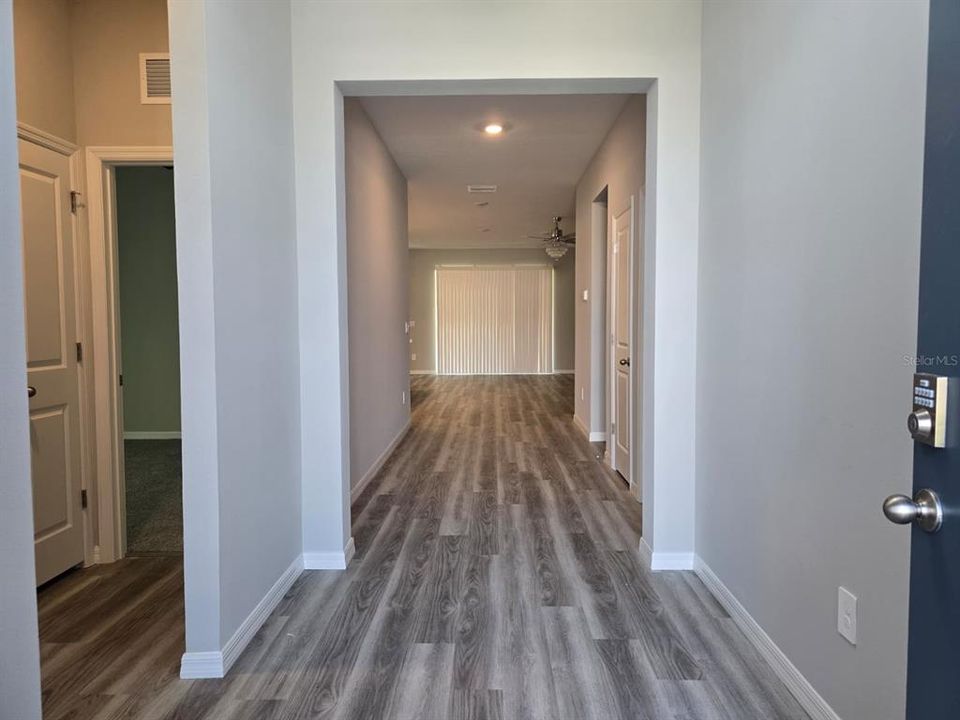 For Rent: $2,985 (4 beds, 2 baths, 2045 Square Feet)