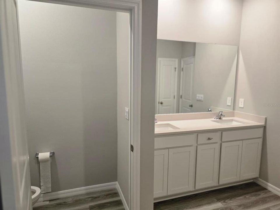 For Rent: $2,985 (4 beds, 2 baths, 2045 Square Feet)