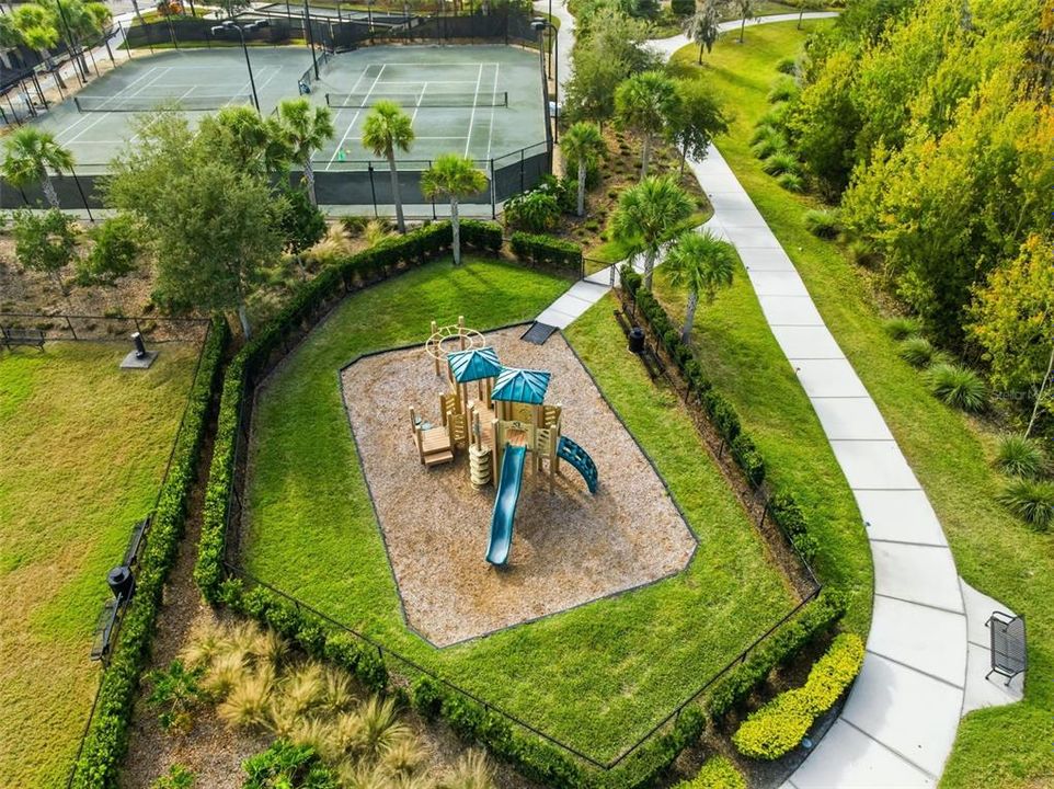 For Sale: $450,000 (2 beds, 2 baths, 1689 Square Feet)