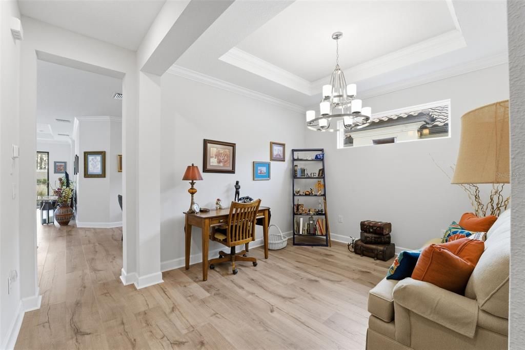 For Sale: $450,000 (2 beds, 2 baths, 1689 Square Feet)