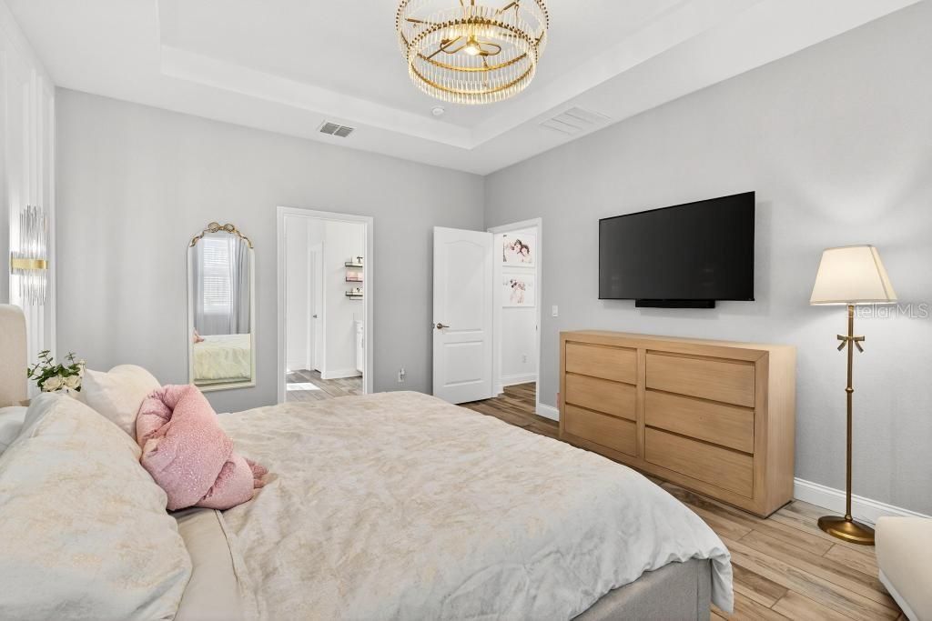 For Sale: $615,000 (3 beds, 2 baths, 1857 Square Feet)