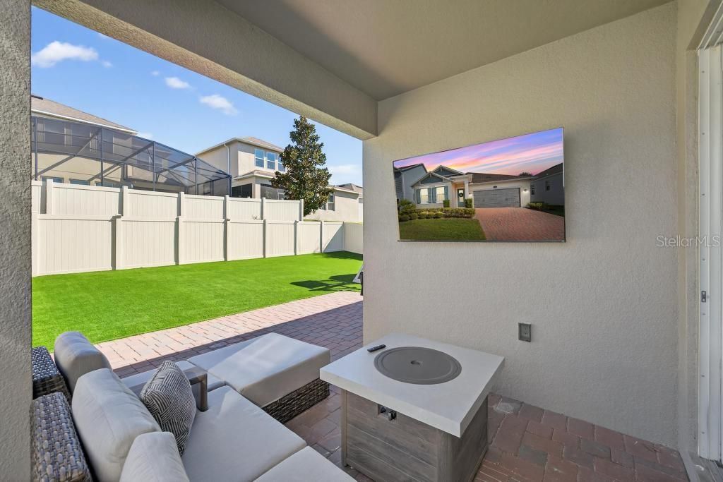 For Sale: $615,000 (3 beds, 2 baths, 1857 Square Feet)