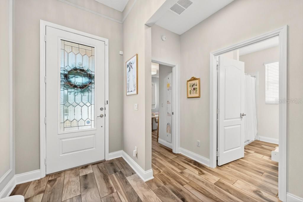 For Sale: $615,000 (3 beds, 2 baths, 1857 Square Feet)