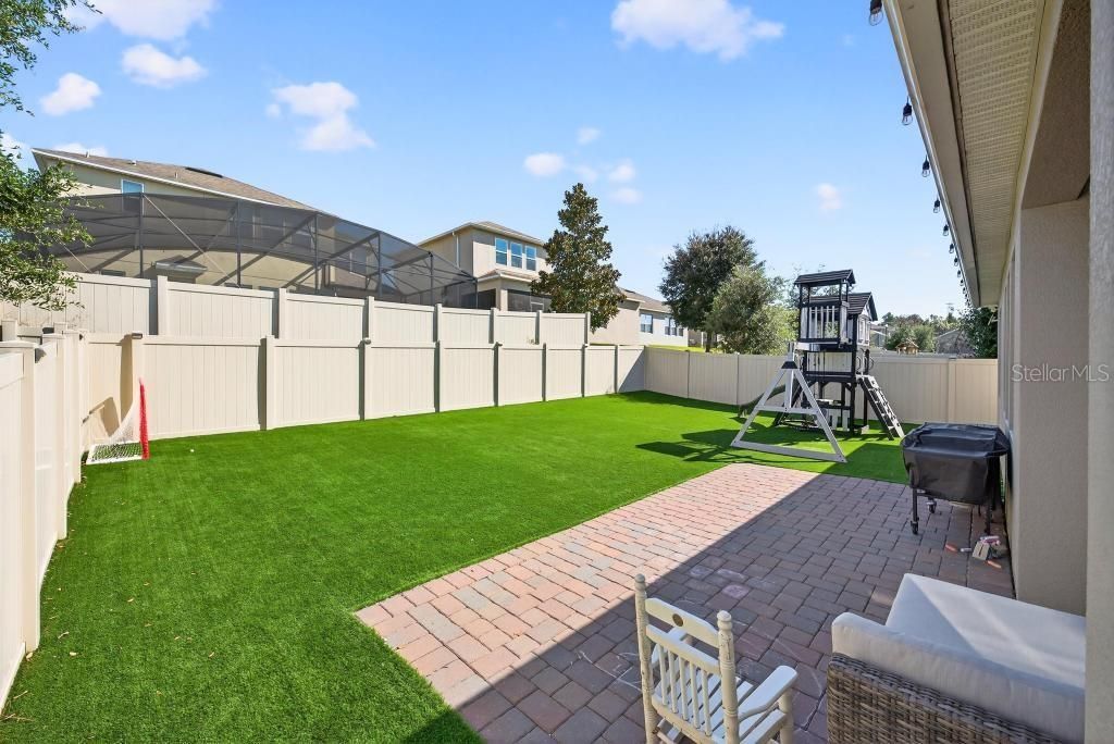 For Sale: $615,000 (3 beds, 2 baths, 1857 Square Feet)