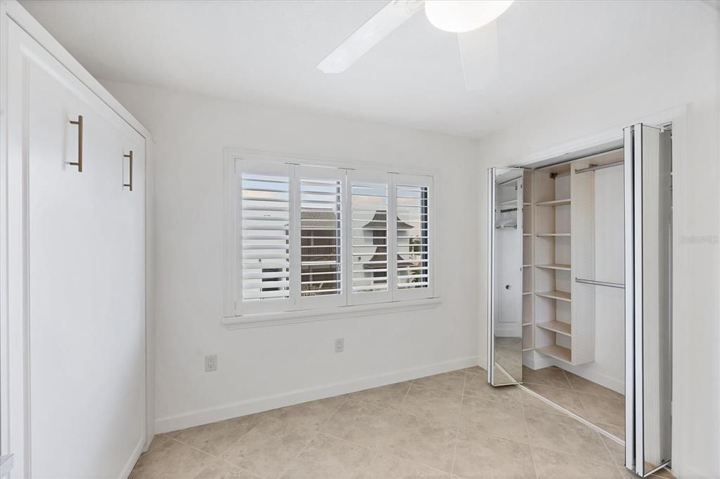 For Sale: $689,900 (2 beds, 2 baths, 1084 Square Feet)