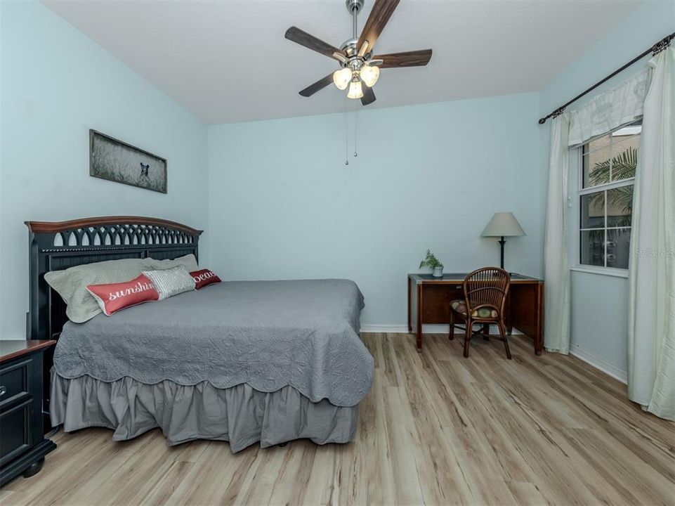 For Sale: $499,000 (3 beds, 2 baths, 1744 Square Feet)