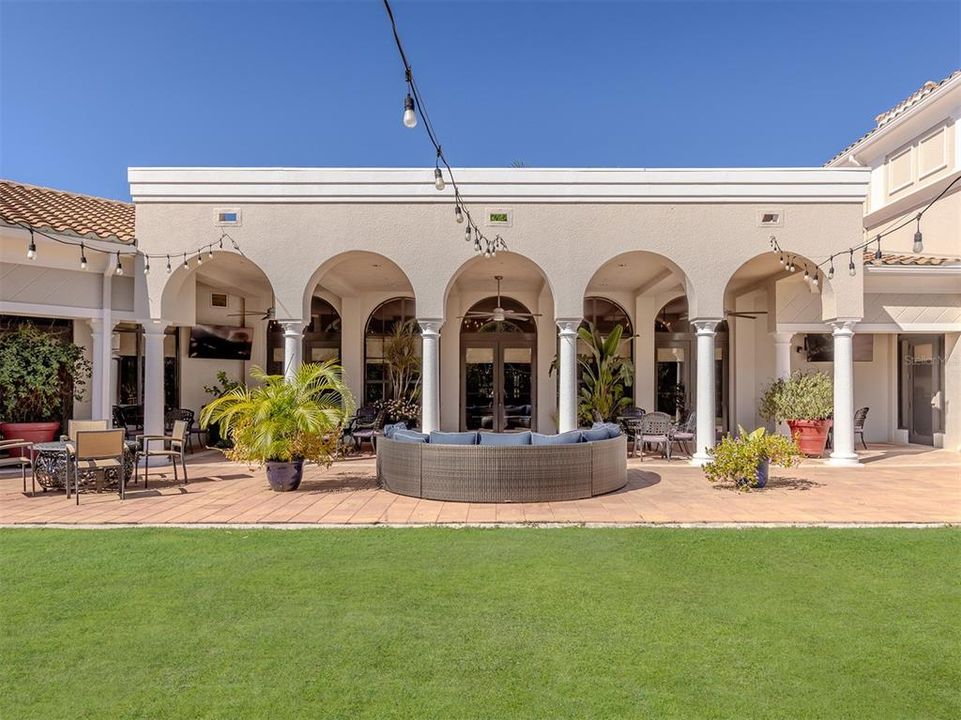 For Sale: $499,000 (3 beds, 2 baths, 1744 Square Feet)