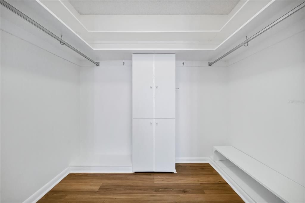 For Rent: $4,750 (4 beds, 2 baths, 2193 Square Feet)