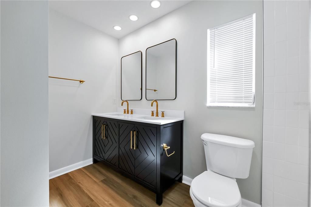 For Rent: $4,750 (4 beds, 2 baths, 2193 Square Feet)