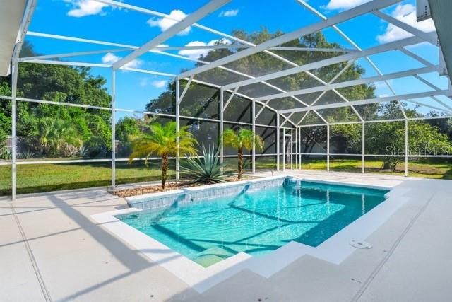 For Rent: $4,750 (4 beds, 2 baths, 2193 Square Feet)