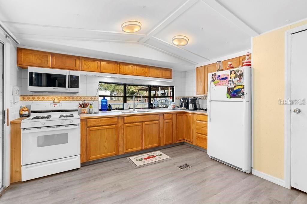 En Venta: $199,900 (2 camas, 1 baños, 784 Pies cuadrados)