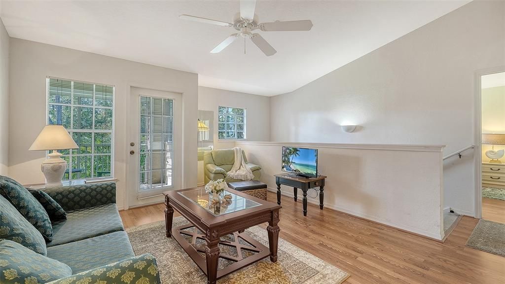 For Sale: $219,000 (2 beds, 2 baths, 1080 Square Feet)