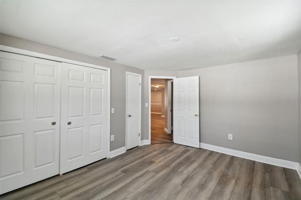 For Sale: $384,000 (4 beds, 2 baths, 2099 Square Feet)