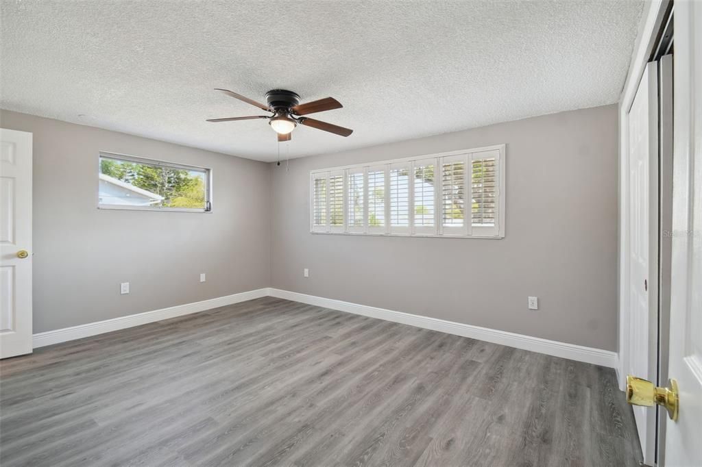 For Sale: $384,000 (4 beds, 2 baths, 2099 Square Feet)