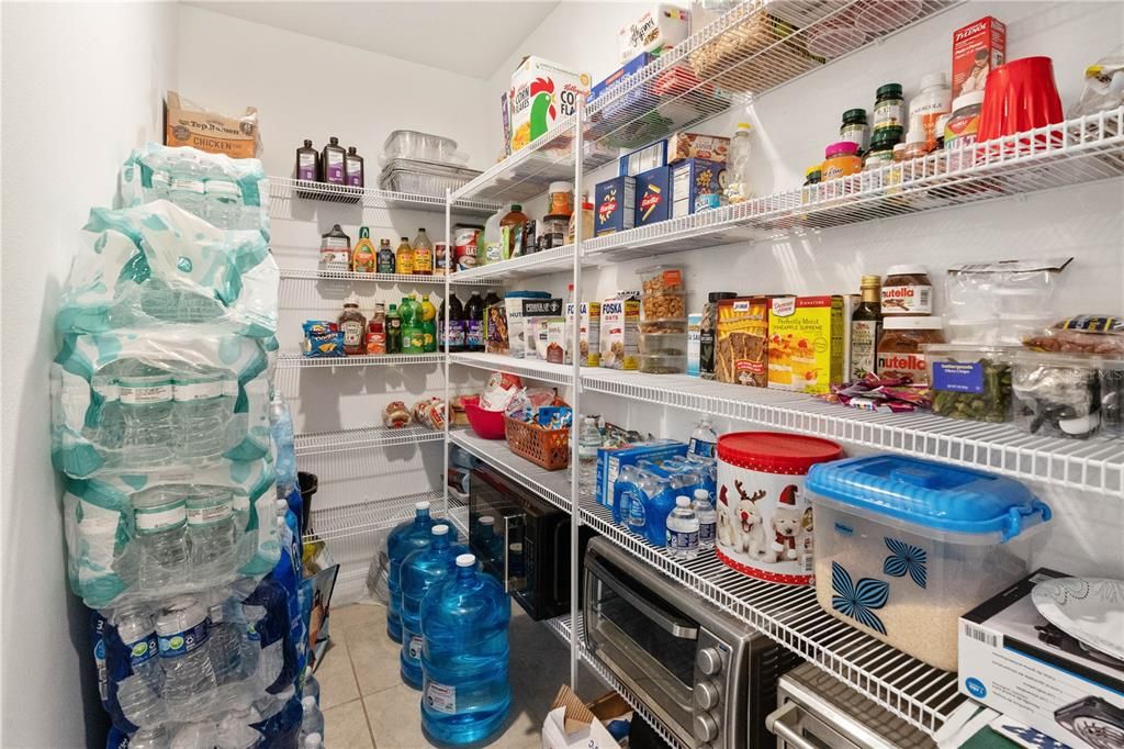 待售: $399,900 (4 贝兹, 2 浴室, 2283 平方英尺)