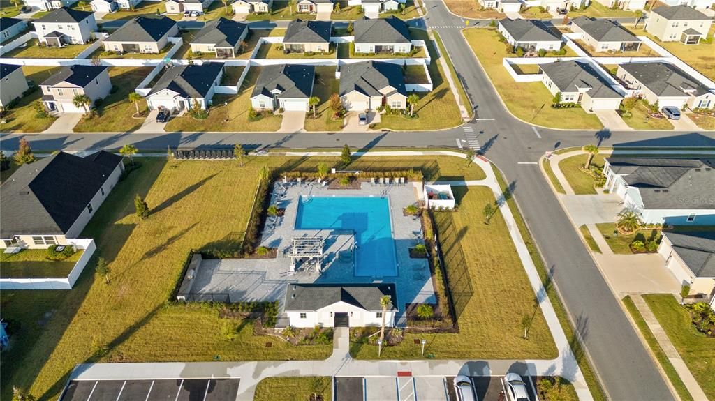 待售: $399,900 (4 贝兹, 2 浴室, 2283 平方英尺)