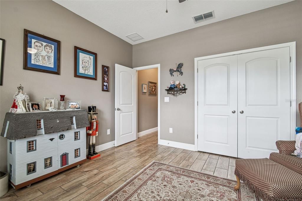 待售: $649,999 (4 贝兹, 3 浴室, 2893 平方英尺)