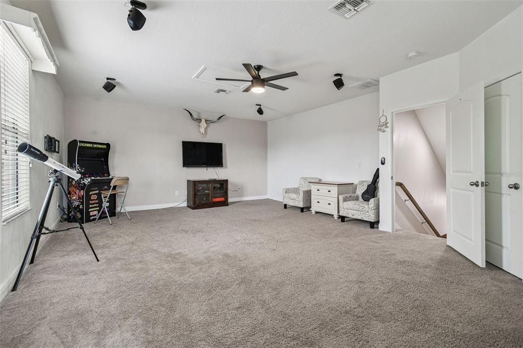 待售: $649,999 (4 贝兹, 3 浴室, 2893 平方英尺)