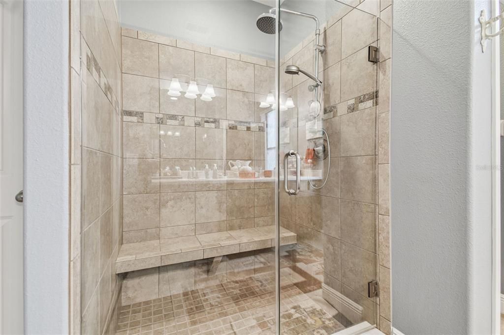 待售: $649,999 (4 贝兹, 3 浴室, 2893 平方英尺)