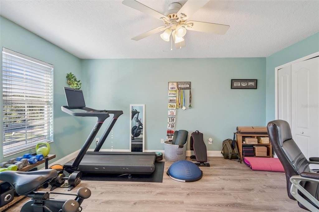 For Sale: $799,000 (5 beds, 3 baths, 3385 Square Feet)