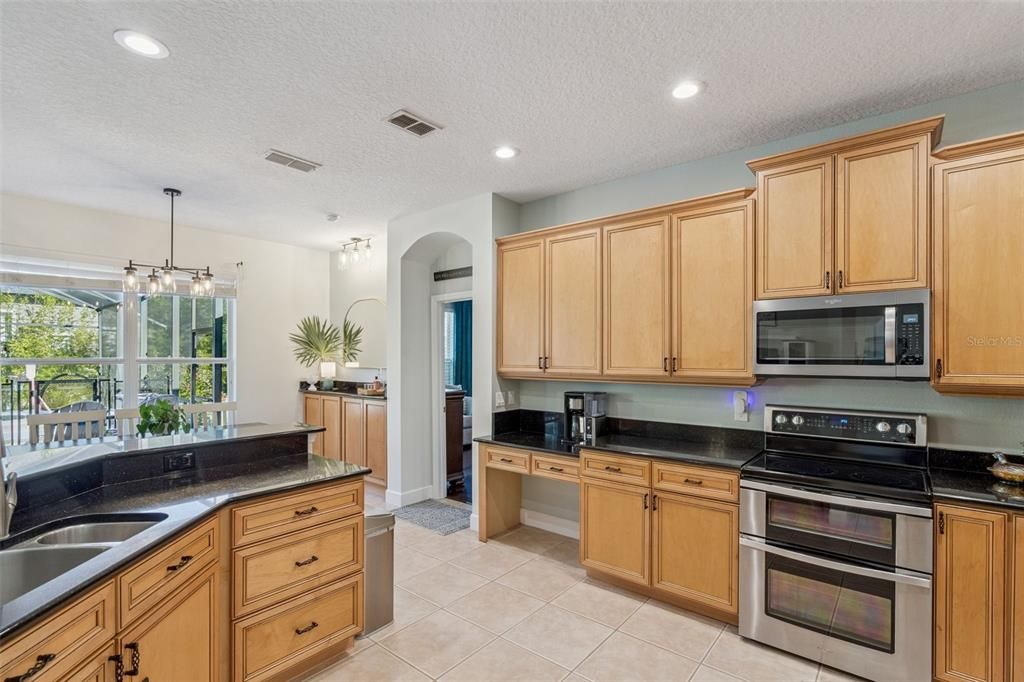 For Sale: $799,000 (5 beds, 3 baths, 3385 Square Feet)