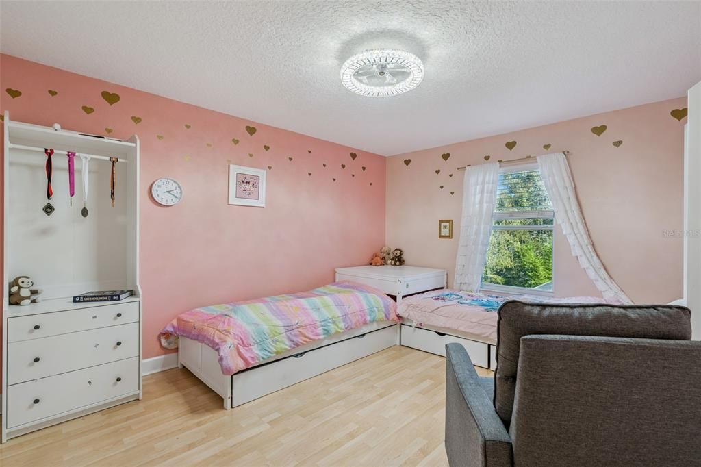 For Sale: $799,000 (5 beds, 3 baths, 3385 Square Feet)