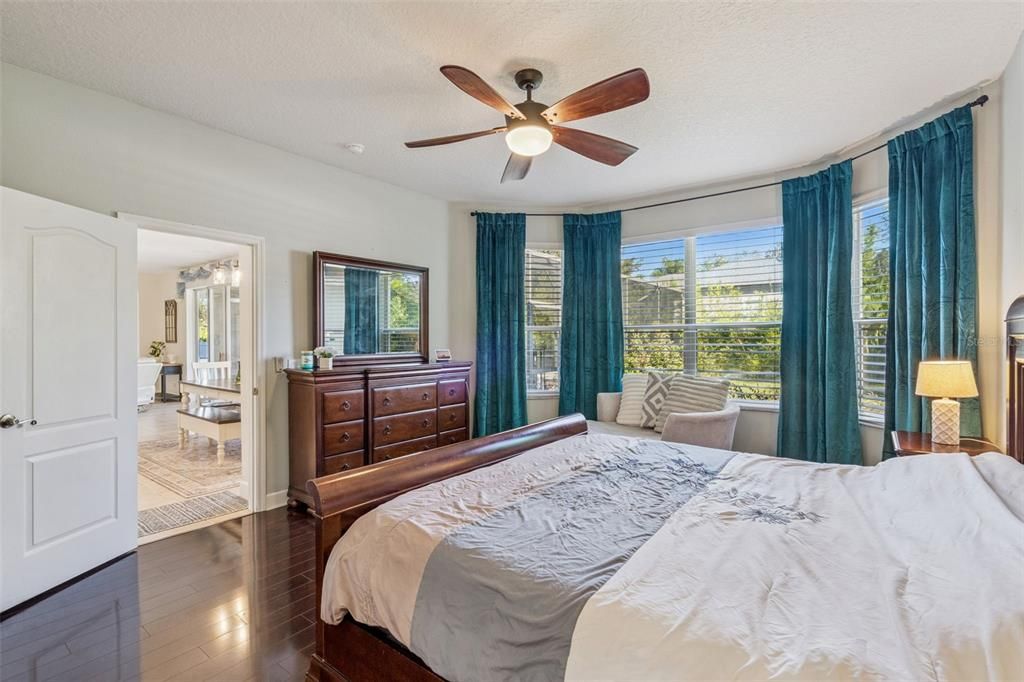 For Sale: $799,000 (5 beds, 3 baths, 3385 Square Feet)