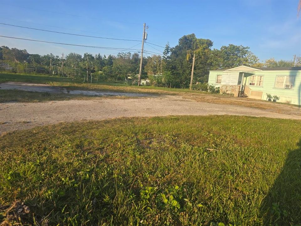 待售: $145,000 (0.18 acres)