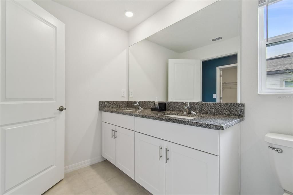 En Venta: $259,000 (2 camas, 2 baños, 1541 Pies cuadrados)