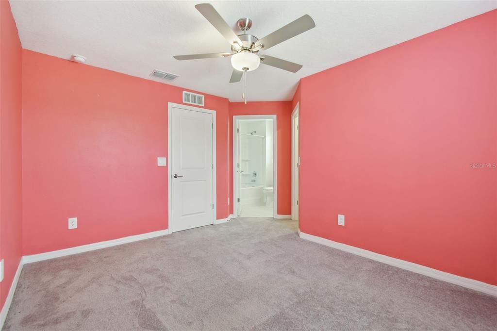 En Venta: $259,000 (2 camas, 2 baños, 1541 Pies cuadrados)