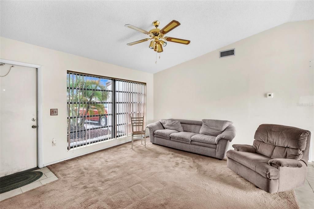 Active With Contract: $425,000 (3 beds, 2 baths, 1248 Square Feet)