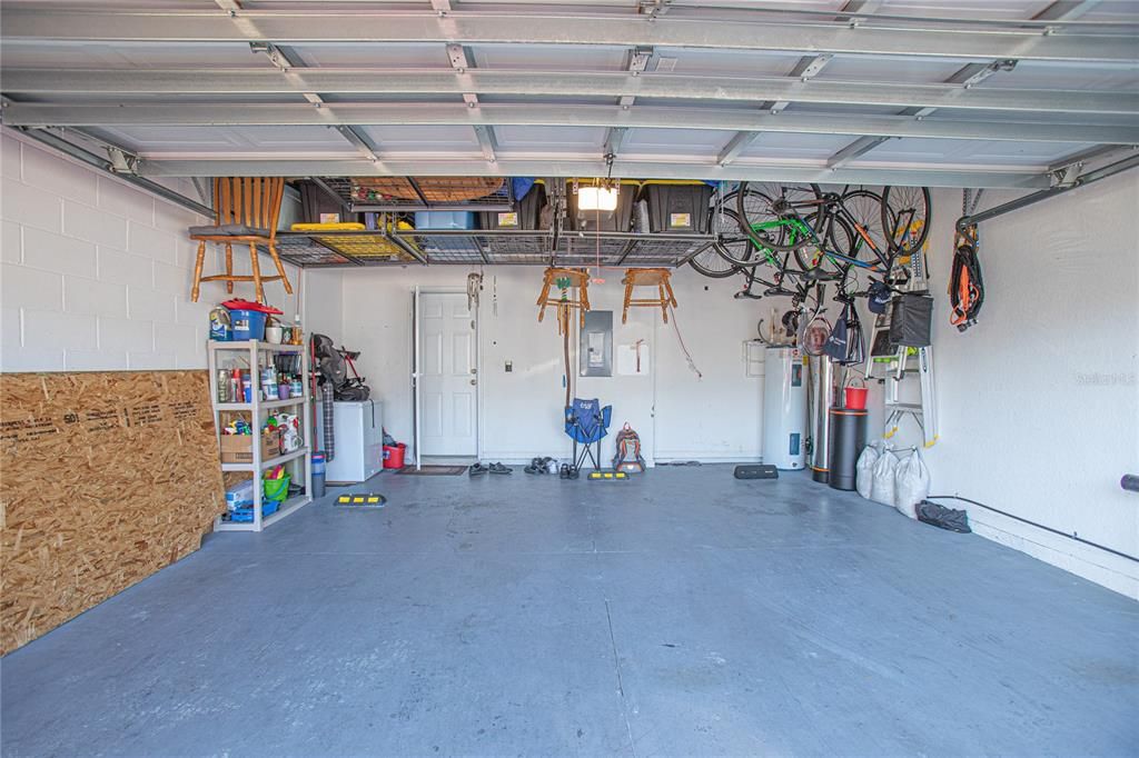 Active With Contract: $349,900 (3 beds, 3 baths, 2074 Square Feet)