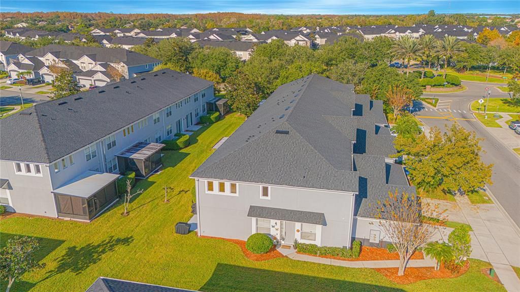 Active With Contract: $349,900 (3 beds, 3 baths, 2074 Square Feet)