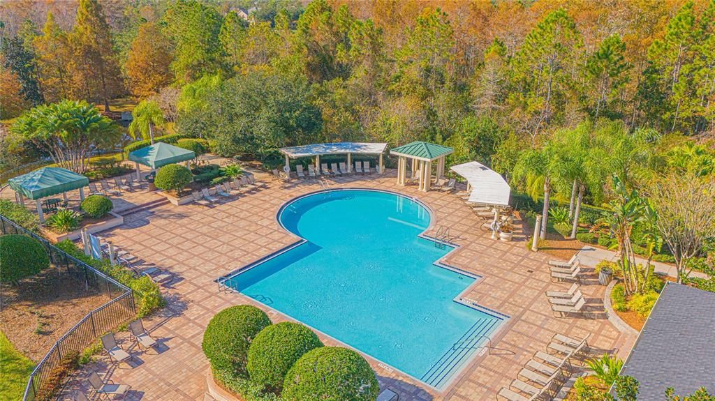 Active With Contract: $349,900 (3 beds, 3 baths, 2074 Square Feet)