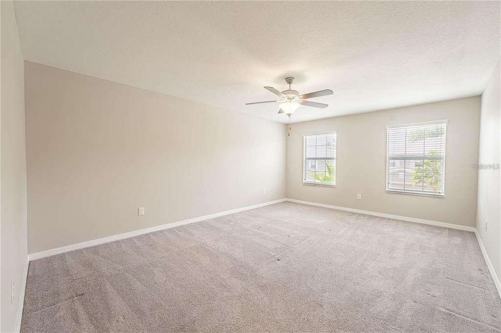 待售: $299,995 (3 贝兹, 2 浴室, 1993 平方英尺)