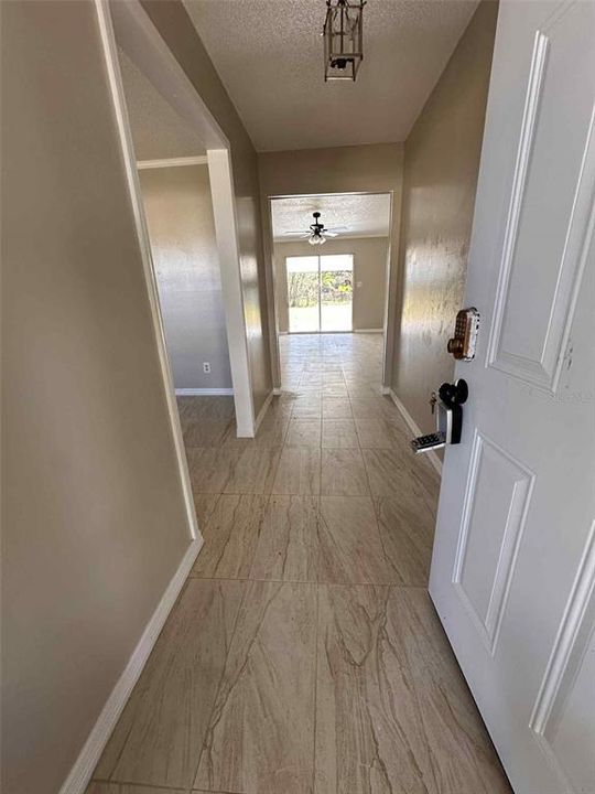 На продажу: $290,000 (3 спален, 2 ванн, 1860 Квадратных фут)