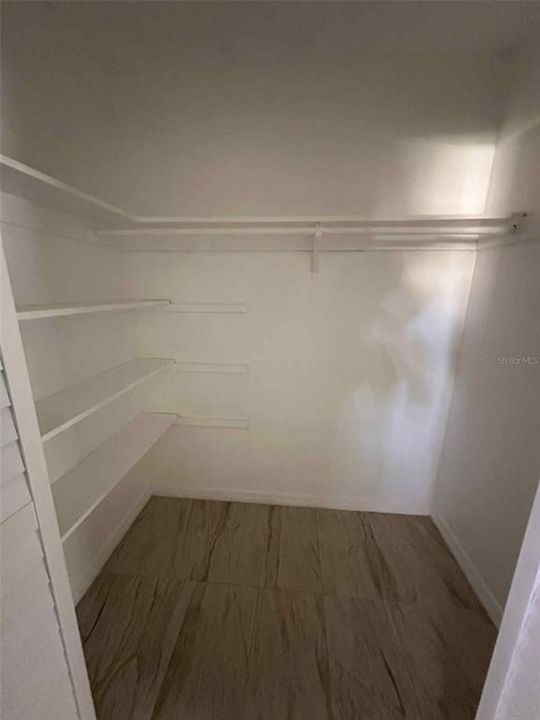 На продажу: $290,000 (3 спален, 2 ванн, 1860 Квадратных фут)