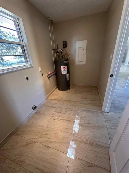 На продажу: $290,000 (3 спален, 2 ванн, 1860 Квадратных фут)