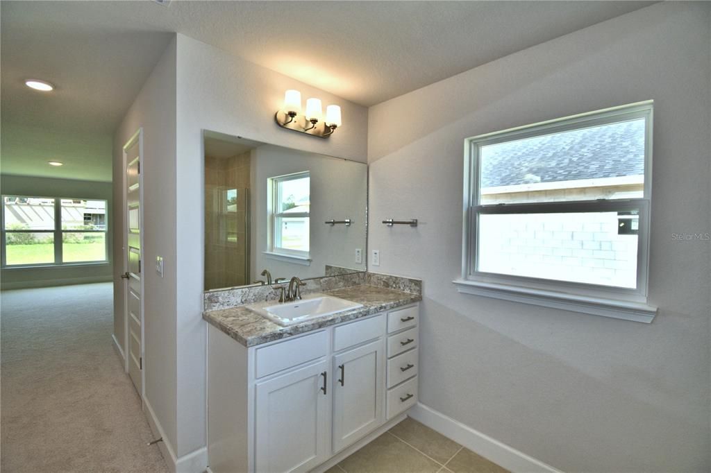 待售: $415,852 (4 贝兹, 3 浴室, 2508 平方英尺)